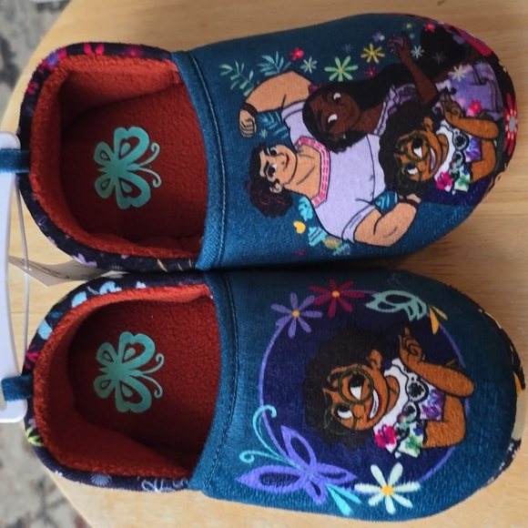 DISNEY BRAND GIRL'S TEAL ENCANTO MOVIE SLIPPERS SIZE 7/8 - Picture 1 of 15